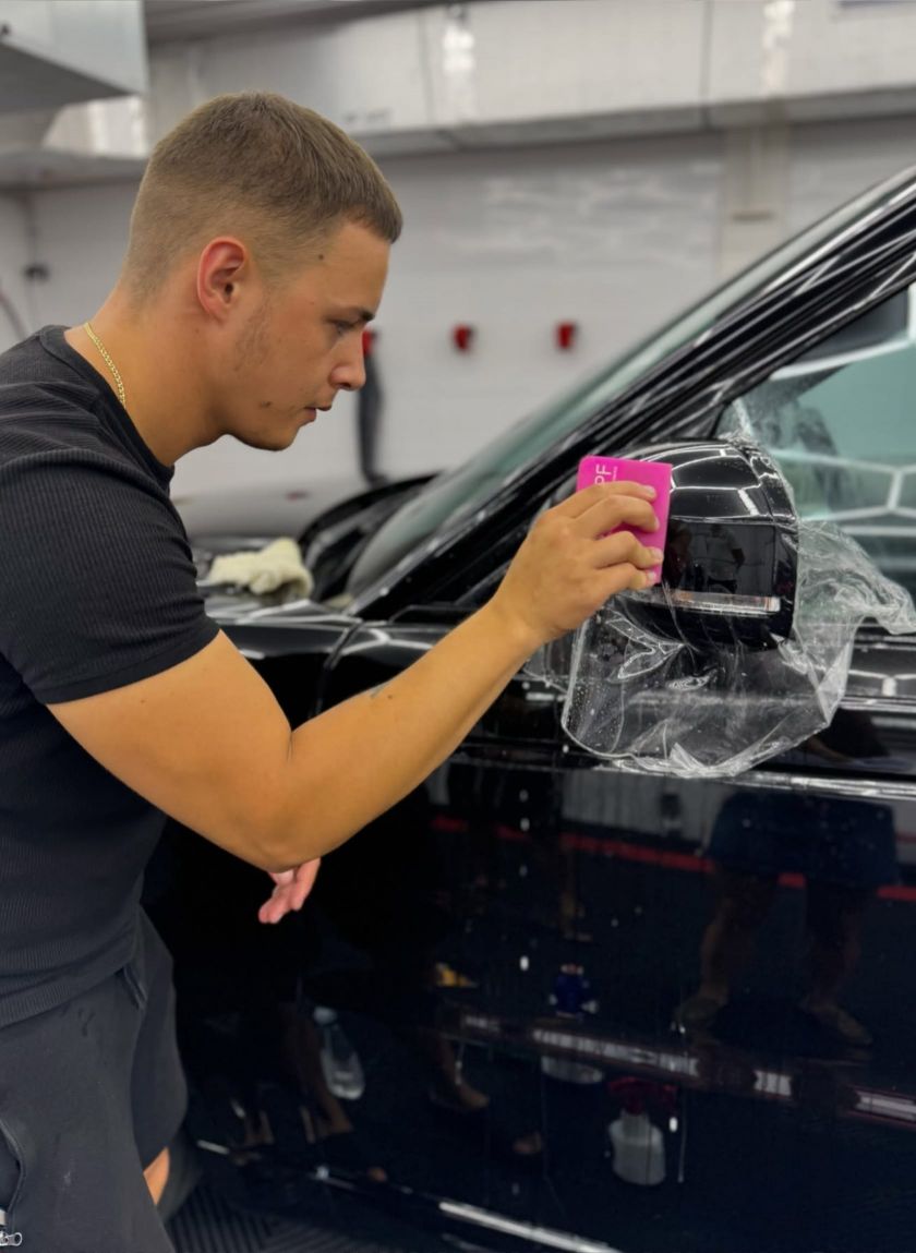 vyvymargarage Car Wrapping